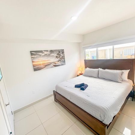 Vacay Spot Experience Luna Sky! 65" Tv Bar, Bbq, Shower Massage Jets, Music, Go To Fl Keys هومستيد المظهر الخارجي الصورة