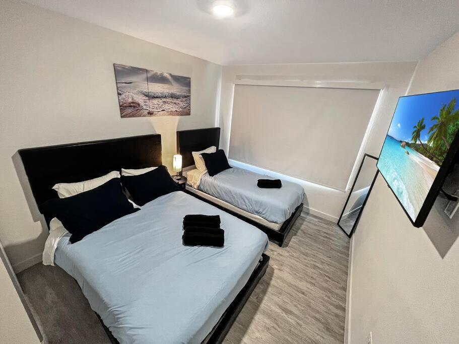 Vacay Spot Experience Luna Sky! 65" Tv Bar, Bbq, Shower Massage Jets, Music, Go To Fl Keys هومستيد المظهر الخارجي الصورة