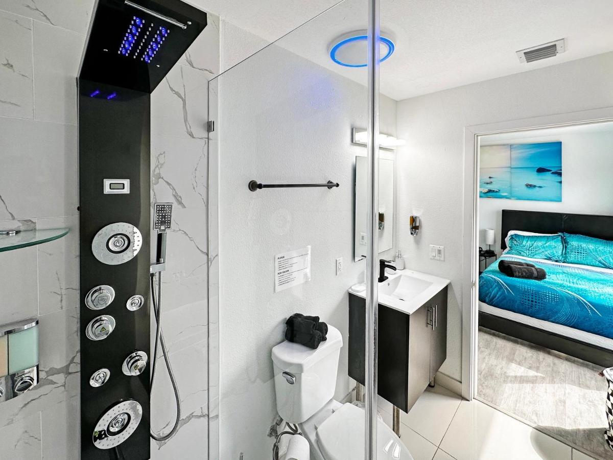 Vacay Spot Experience Luna Sky! 65" Tv Bar, Bbq, Shower Massage Jets, Music, Go To Fl Keys هومستيد المظهر الخارجي الصورة