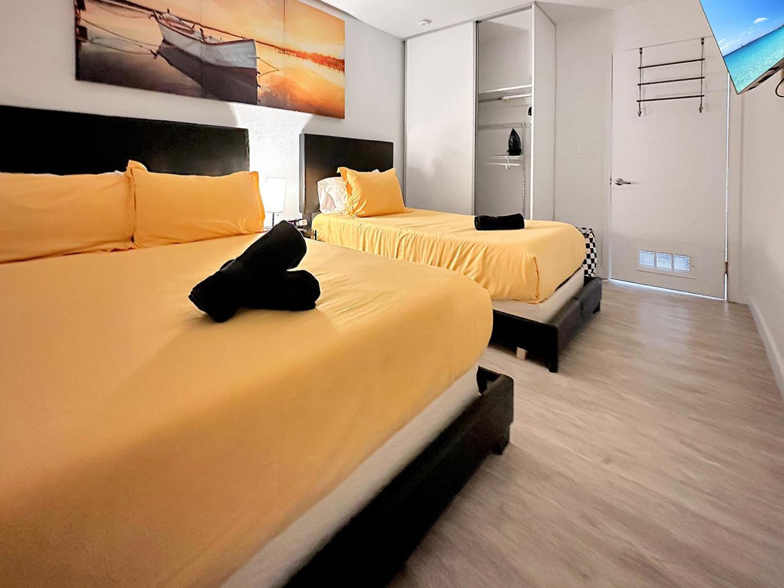 Vacay Spot Experience Luna Sky! 65" Tv Bar, Bbq, Shower Massage Jets, Music, Go To Fl Keys هومستيد المظهر الخارجي الصورة
