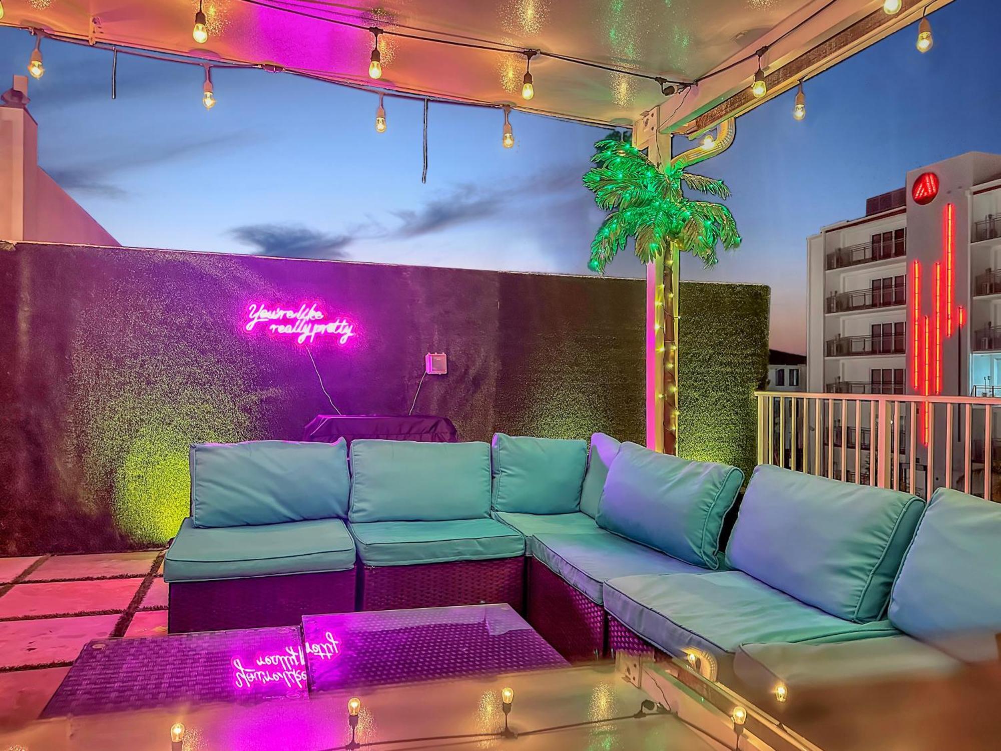 Vacay Spot Experience Luna Sky! 65" Tv Bar, Bbq, Shower Massage Jets, Music, Go To Fl Keys هومستيد المظهر الخارجي الصورة